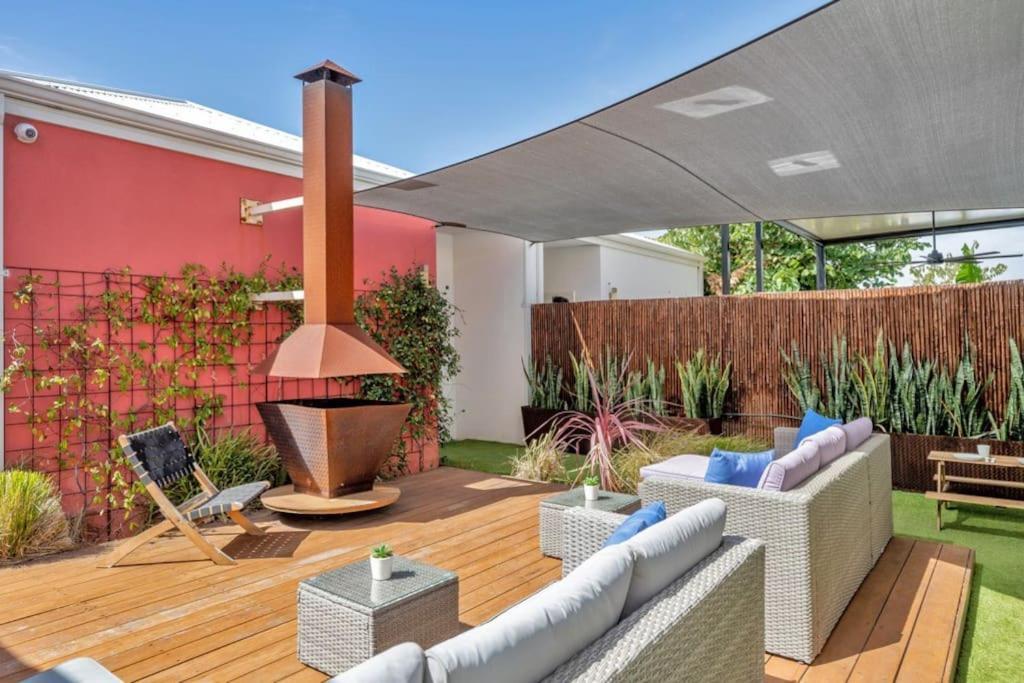 Seascape Beach House, Luxury 3X2, Fire Pit, Enchanted Garden, Pet Friendly, Sleeps 8, Opp Cafe Villa Mandurah Exterior foto